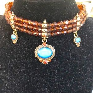 Choker crystal necklace